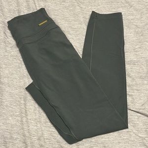 Whitney Simmons X Gymshark leggings